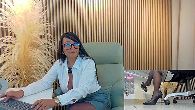 Snapshot of lulu_072 chatting on 02.18.26 lulu 072 online show from 02.18.26