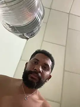 MiddlingAffluent online show from 04.09.26