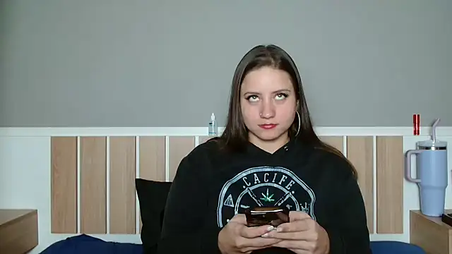 520 Loirex 741 online show from 10.12.25