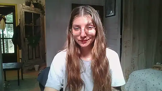 Snapshot of SweetyBabyDemon chatting on 05.16.26 SweetyBabyDemon online show from 05.16.26