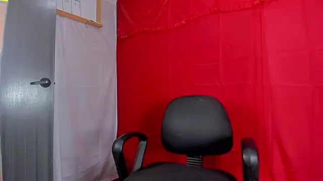 Snapshot of Master_Rimay chatting on 12.10.24 Master Rimay online show from 12.10.24