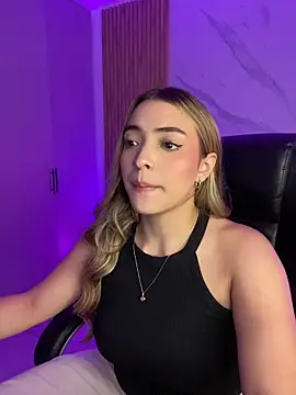 kyliejoness online show from 07.27.26