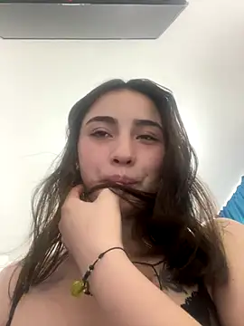 Damian n Maya online show from 12.02.24