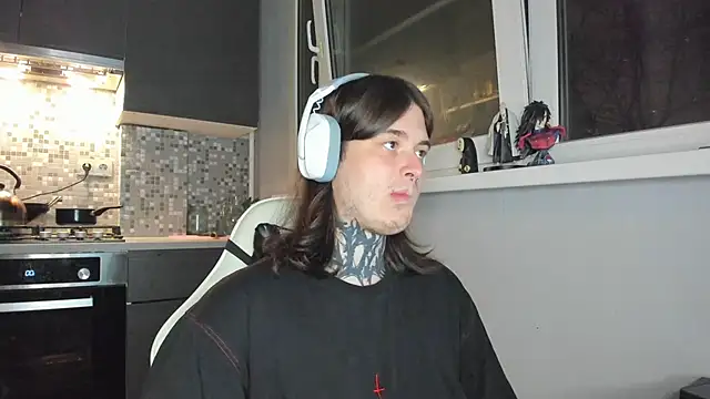  torfin  online show from 03.05.25