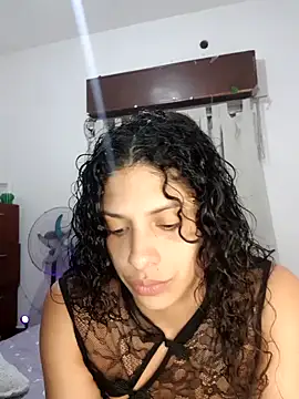 Snapshot of Shura_xxxBig chatting on 10.31.25 Shura xxxBig online show from 10.31.25