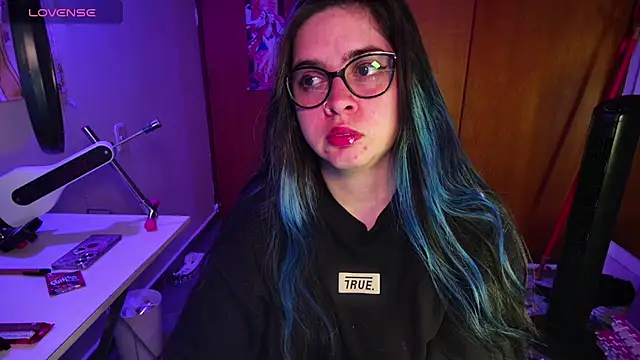 Vallolet Spencer online show from 02.21.25