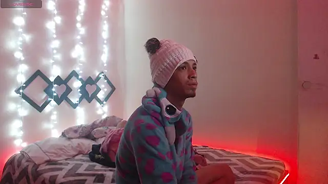 TOM NATASHA online show from 01.17.25