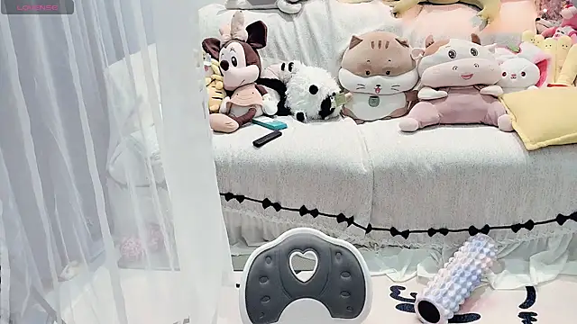 AKiKi711 online show from 03.19.26