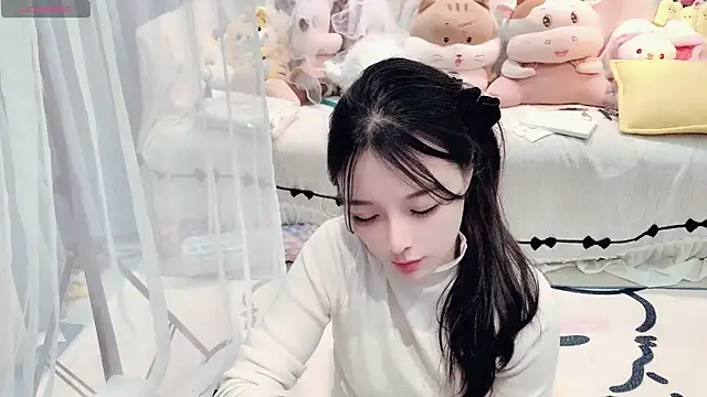 AKiKi711 online show from 03.28.26