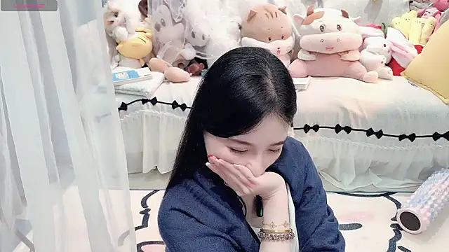 AKiKi711 online show from 04.26.26
