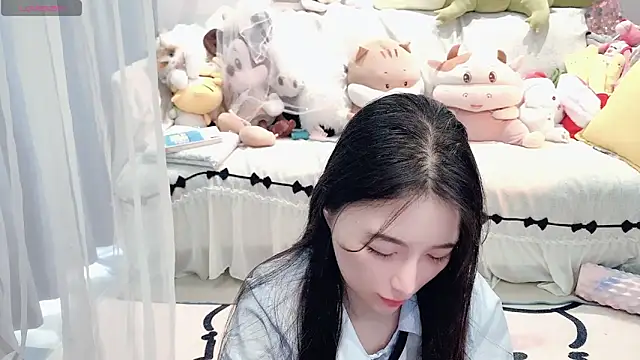 AKiKi711 online show from 05.01.26