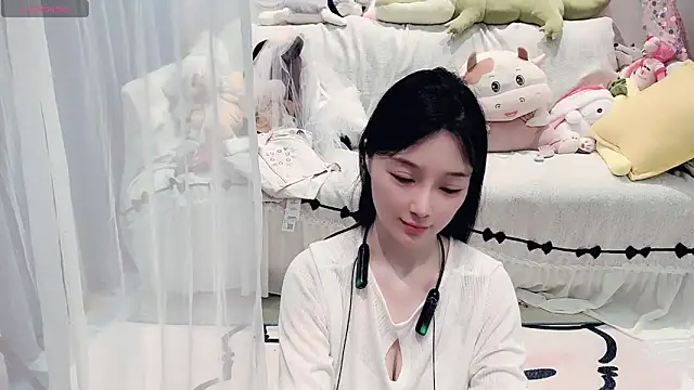 AKiKi711 online show from 06.02.26