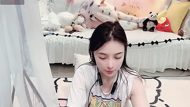 AKiKi711 online show from 07.29.26