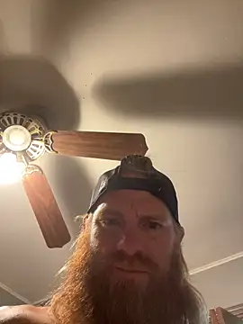 Snapshot of whitehammer94u chatting on 09.13.25 whitehammer94u online show from 09.13.25