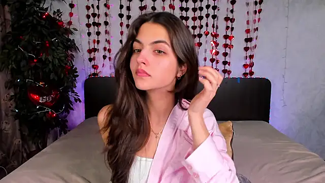 Milana Crystal  online show from 03.03.25