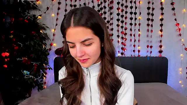 Milana Crystal  online show from 02.11.26