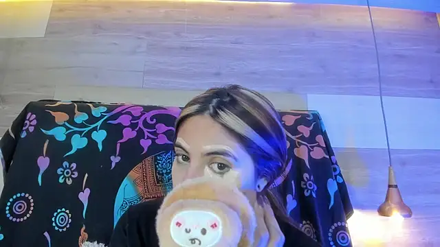 Cori Paige online show from 04.14.26