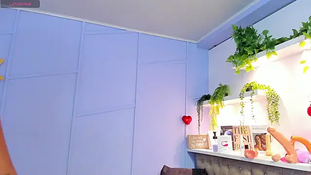 Georgina-coule online show from 03.12.25