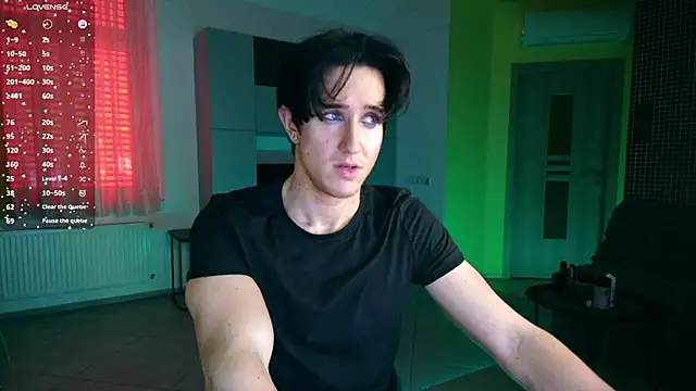 ChristianLevine  online show from 05.08.26