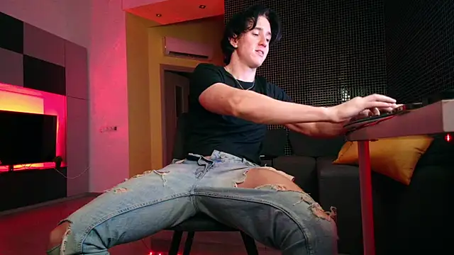 ChristianLevine  online show from 07.05.26