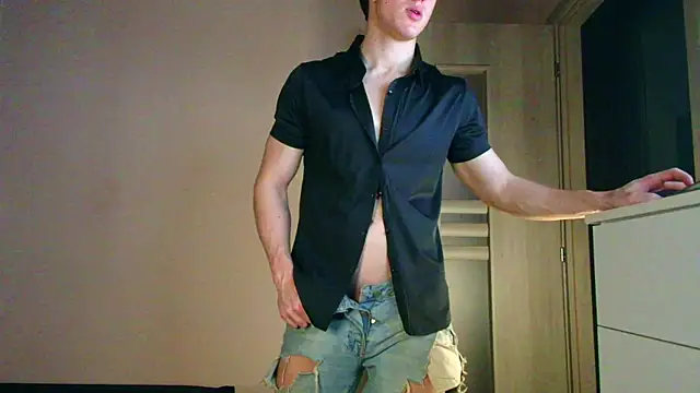 ChristianLevine  online show from 07.15.26