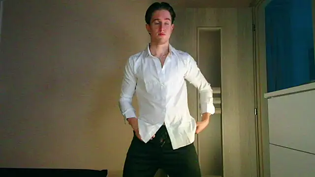 ChristianLevine  online show from 07.15.26