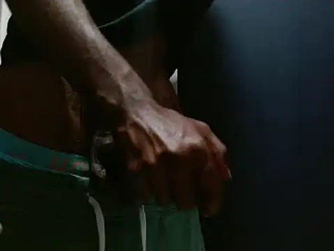 Snapshot of phbbcsham chatting on 12.10.24 phbbcsham online show from 12.10.24