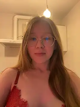 Eva Weyne online show from 12.29.24