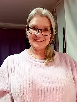 irinamaux online show from 01.31.26