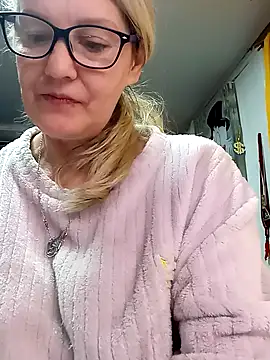 irinamaux online show from 04.09.26