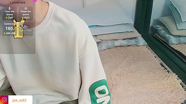 Levii Ackermann online show from 03.04.25