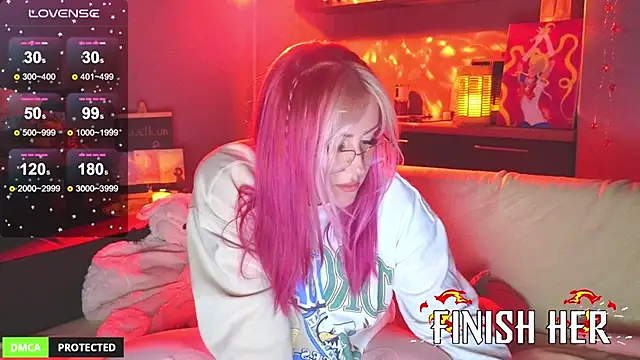 Snapshot of princess_sofiee chatting on 10.18.25 princess sofiee online show from 10.18.25