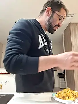 Snapshot of Zander823 chatting on 02.25.26 Zander823 online show from 02.25.26