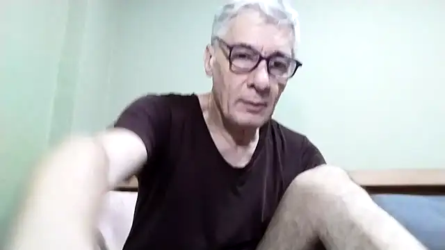 BIGUNCUTHARDCOCK online show from 10.30.25