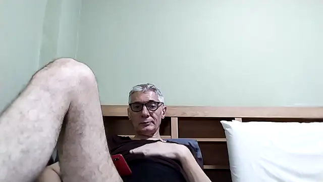 BIGUNCUTHARDCOCK online show from 12.03.25