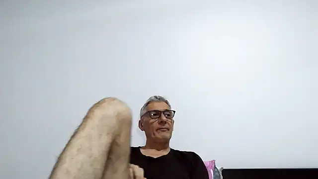 BIGUNCUTHARDCOCK online show from 04.21.26