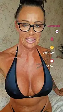 Snapshot of Misses-Cougar chatting on 06.30.26 Misses-Cougar online show from 06.30.26