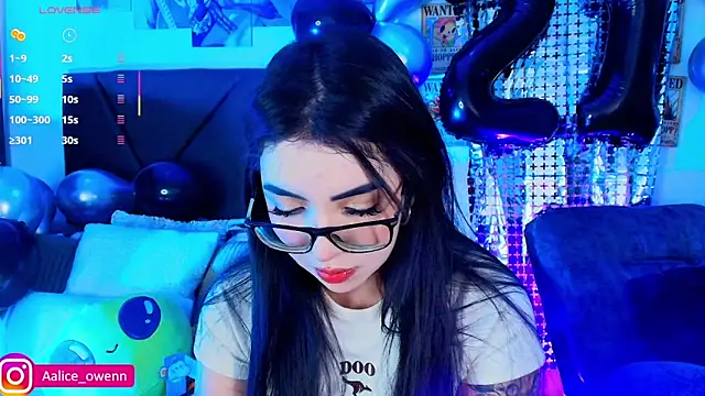 Aliceowenn online show from 02.03.26