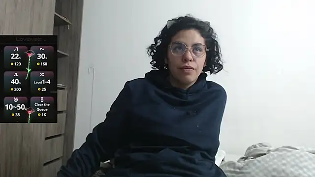 Anne purple online show from 02.28.25