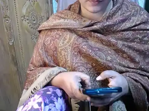 Snapshot of SohanaSabaSexy chatting on 01.07.25 SohanaSabaSexy online show from 01.07.25