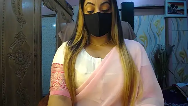 Snapshot of SohanaSabaSexy chatting on 11.29.25 SohanaSabaSexy online show from 11.29.25