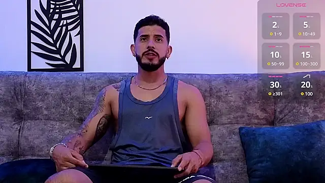 Snapshot of Bruno_Mattos chatting on 12.09.24 Bruno Mattos online show from 12.09.24