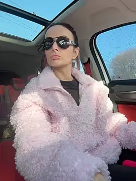 Snapshot of _AHHA_ chatting on 03.13.26 AHHA online show from 03.13.26