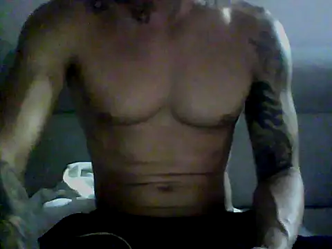 Snapshot of Skater29xx2 chatting on 12.02.24 Skater29xx2 online show from 12.02.24