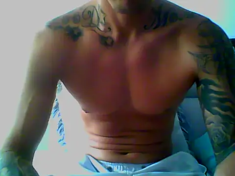 Snapshot of Skater29xx2 chatting on 12.05.24 Skater29xx2 online show from 12.05.24