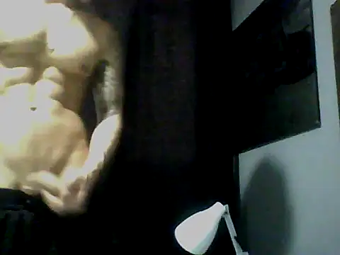 Snapshot of Skater29xx2 chatting on 12.14.24 Skater29xx2 online show from 12.14.24