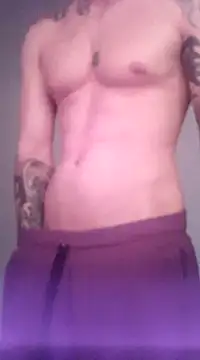 Snapshot of Skater29xx2 chatting on 01.16.25 Skater29xx2 online show from 01.16.25