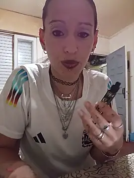 Snapshot of Zorrita_Fox chatting on 02.13.26 Zorrita Fox online show from 02.13.26