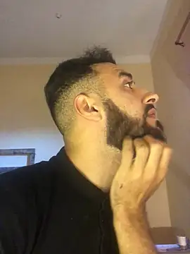 Snapshot of ClatteryPrexy chatting on 12.25.24 ClatteryPrexy online show from 12.25.24