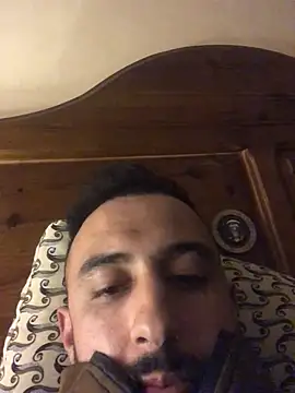 Snapshot of ClatteryPrexy chatting on 12.31.24 ClatteryPrexy online show from 12.31.24